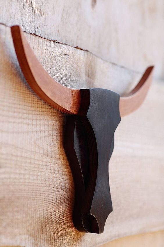 Minimal Bull Head Wall Art, laser-cut wall décor by Engravia Mauritius