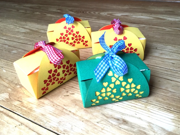 Floral Pillow Gift Box Set, custom laser-cut wooden product by Engravia Mauritius